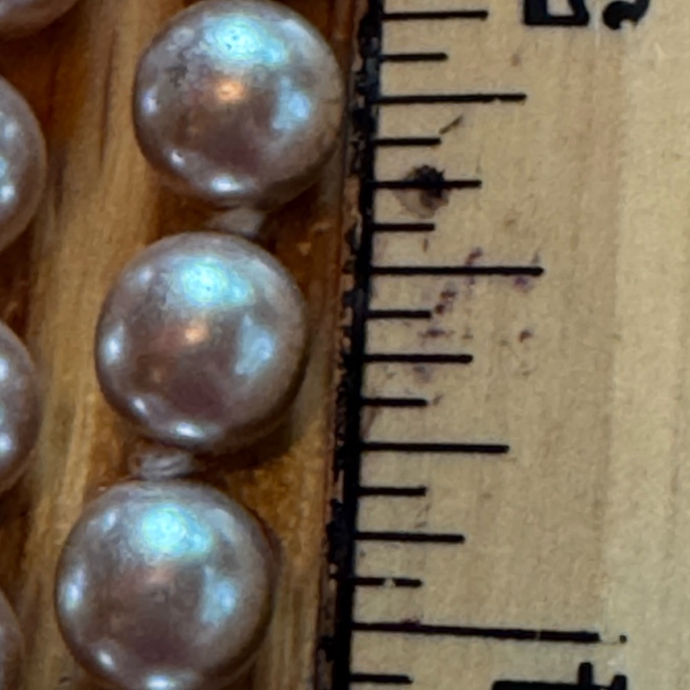 Elegant Nolan Miller Pearl Necklace - Picture 7 of 7